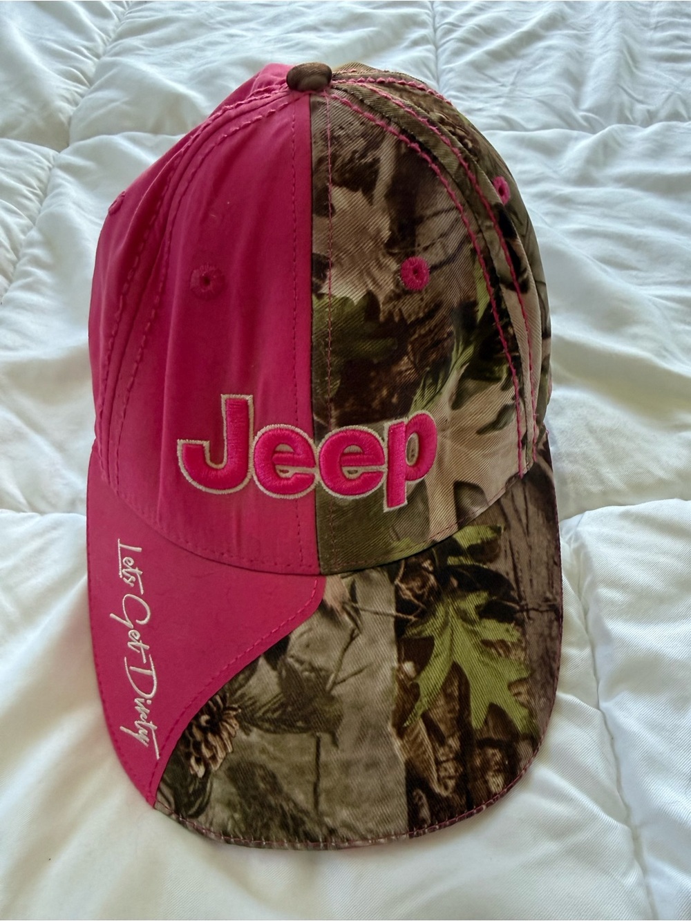 Jeep Pink and Camo Ladies Adjustable strap Baseball Hat